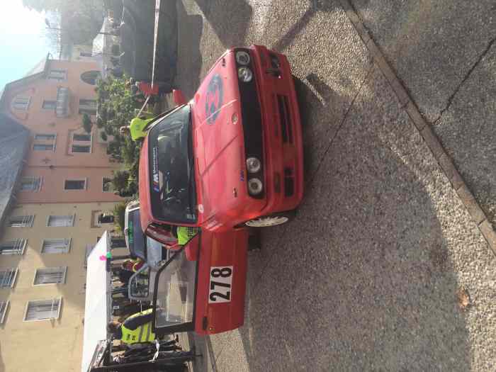 MOTEUR 318IS M42 OU CAISSE E30 COUPE