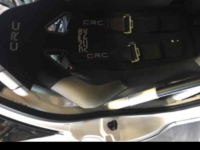 Sièges baquet CRC avec harnais taille M