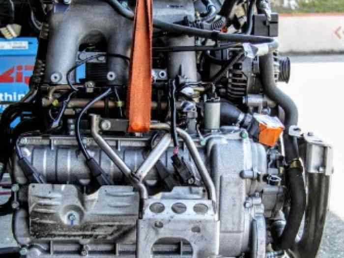 MOTEUR PORSCHE 996 GT3 PHASE 1 – photo 3 sur 5