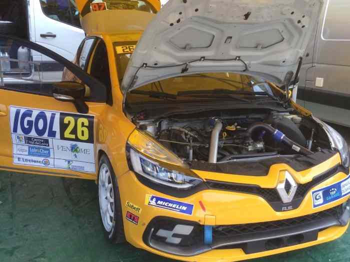 vends , loue clio r3 T ou reprise – photo 2 sur 4