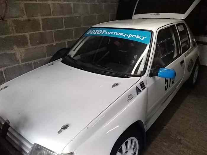 peugeot 205 0