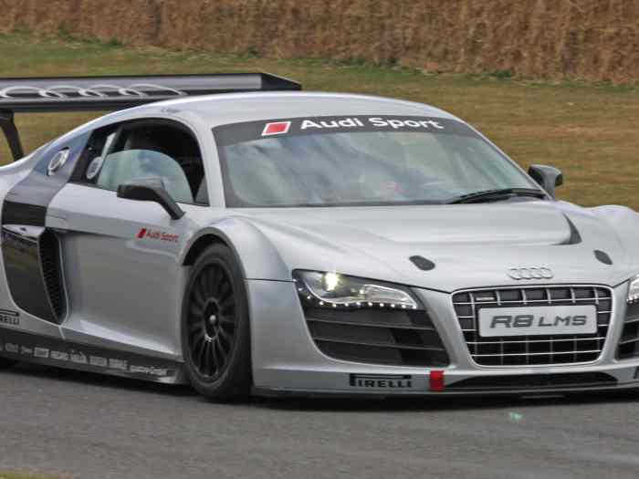 LOCATION AUDI R8 V10 GT3 LMS ULTRA 0