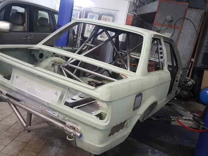 E30 coupe arceauté 0