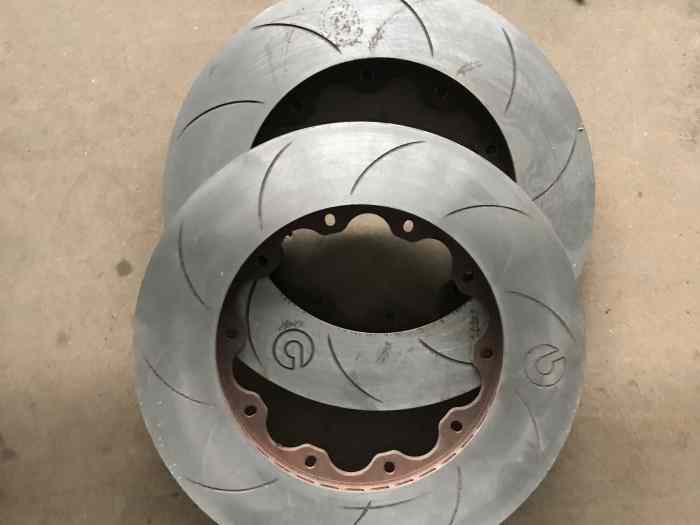 Disques de frein Mitsubishi Lancer EVO 10