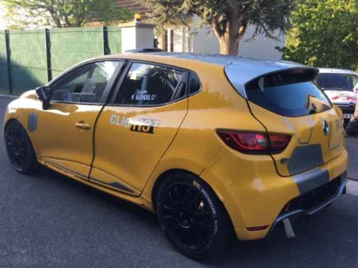 vends , loue clio r3 T ou reprise – photo 3 sur 4