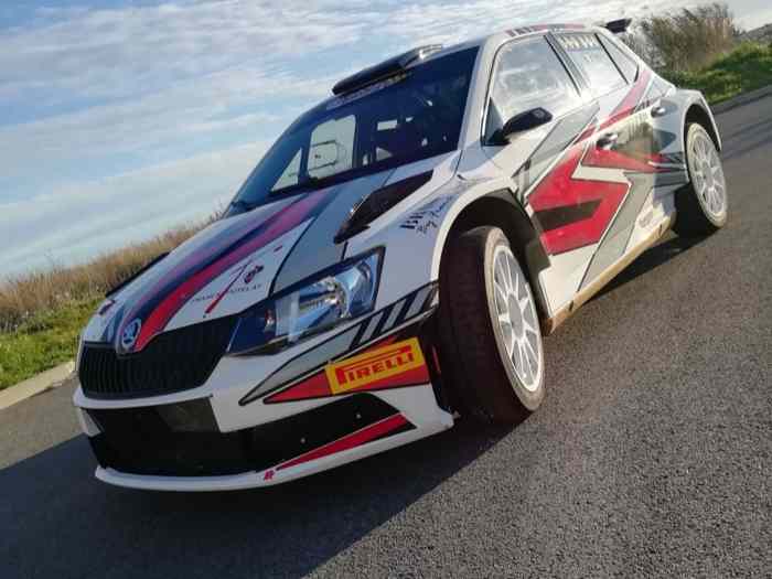 Vend SKODA R5 RALLYE asphalte