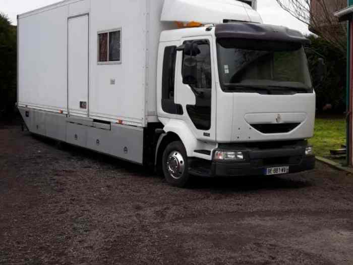 camion porteur usagé a vendre