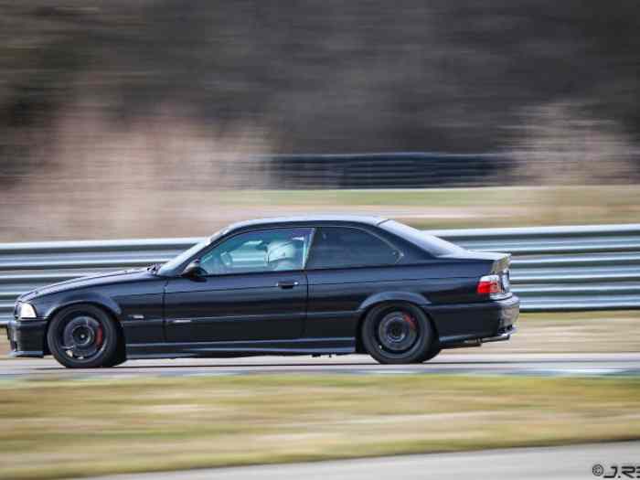 BMW M3 E36 montage circuit loisirs – photo 3 sur 6