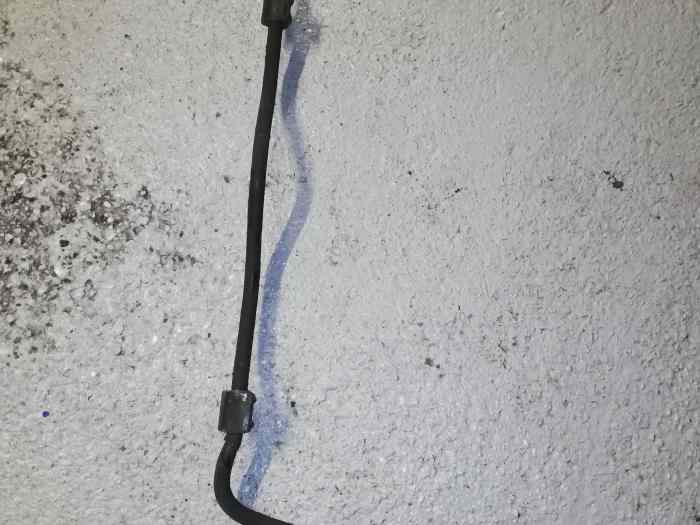 Barre stabilisatrice 106