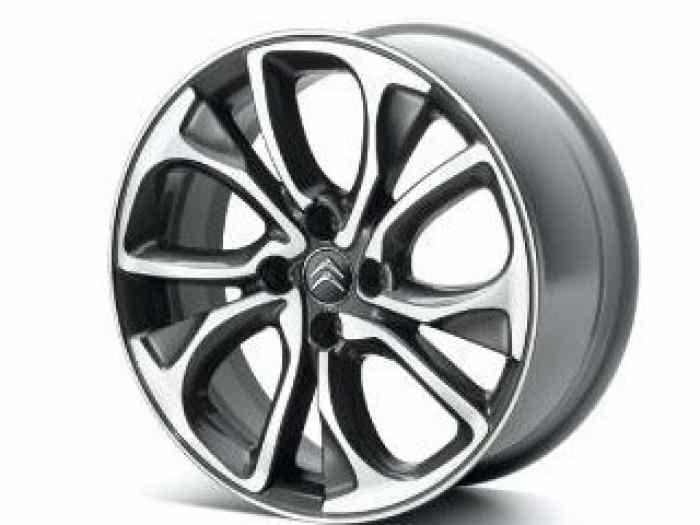 Jantes alliage BRISBANE R18 avec pneus