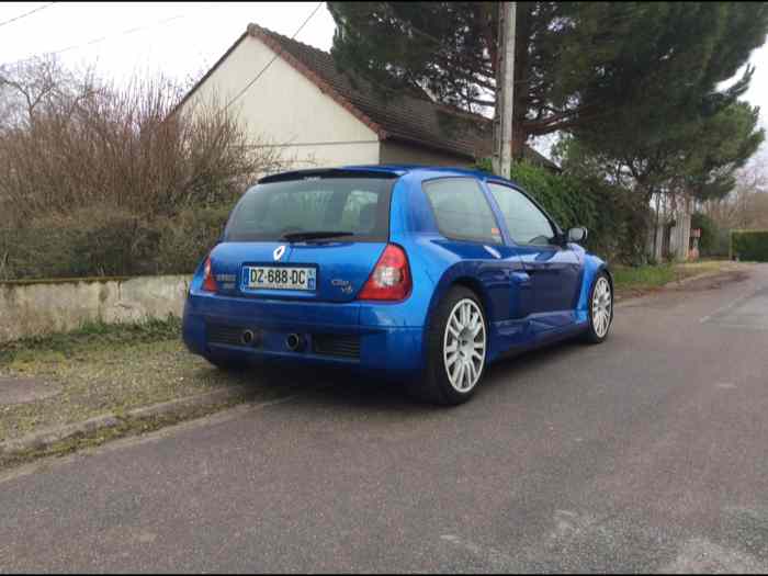 Renault Clio v6 1