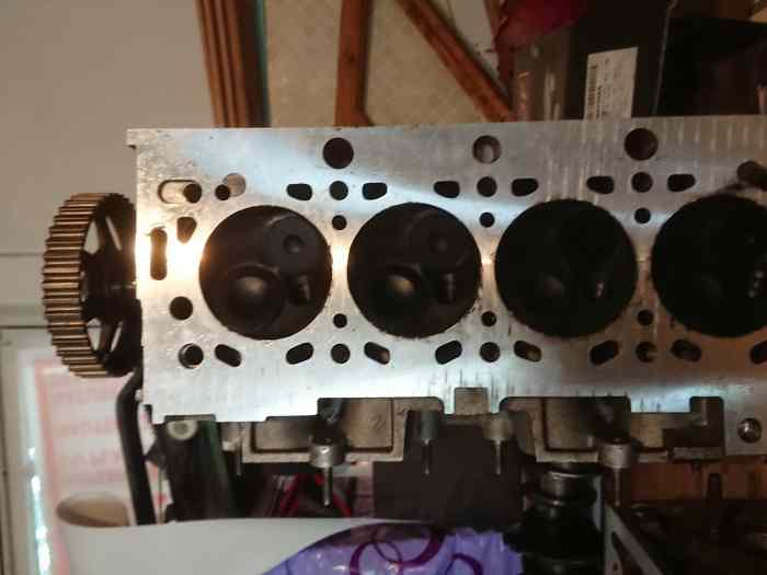 Moteur Peugeot 106 xsi a5 à finir. 2