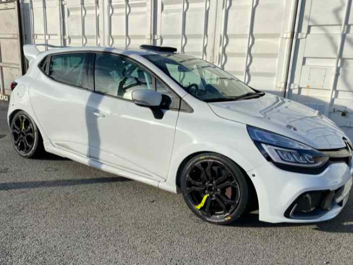 CLIO CUP X98 24.000€ HT 2018 UN DES DERNIERS CHASSIS PRODUIT LOT DE BORD FULL EVO 0