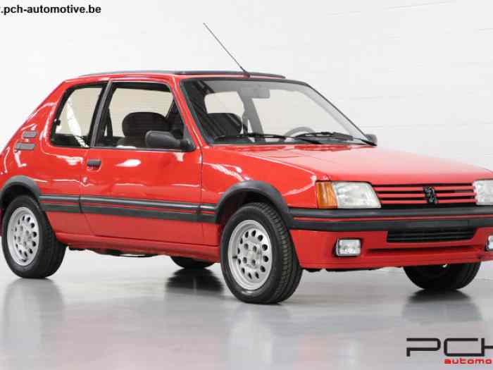 Peugeot 205 1.6 GTI 105cv + Toit Ouvrant 1987 149.100 KM pièces et voitures de course à