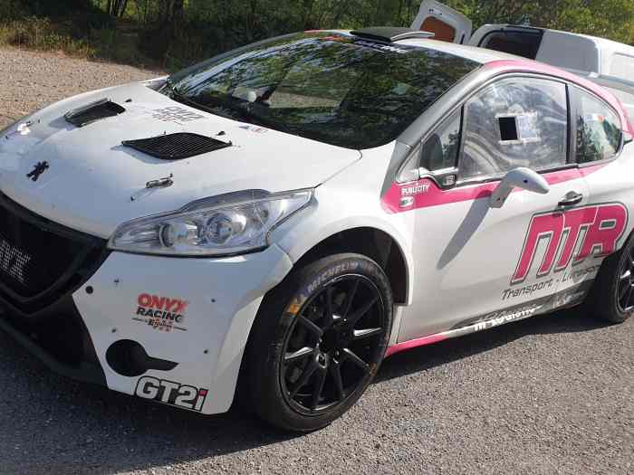 Peugeot 208 T16 ENJOLRAS