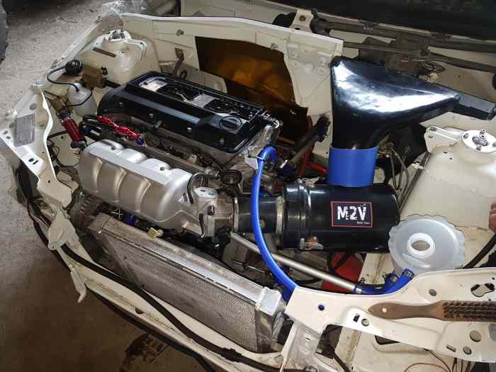 Renaul Clio 2.0 16v Gr. A 2