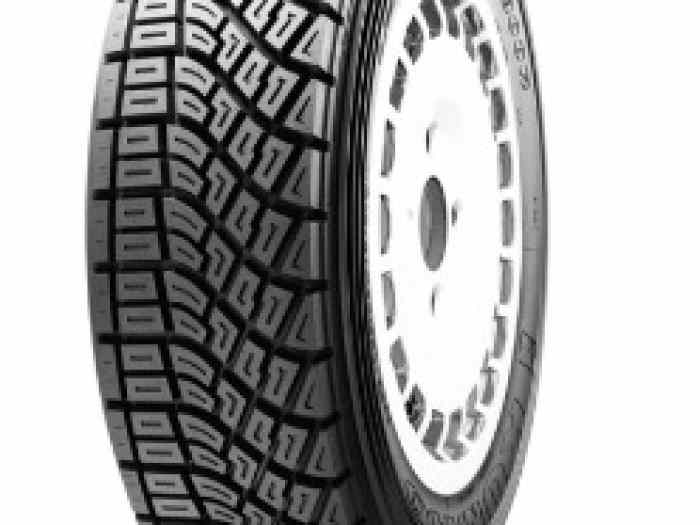 Pneus Rallye Terre Kumho R800 14