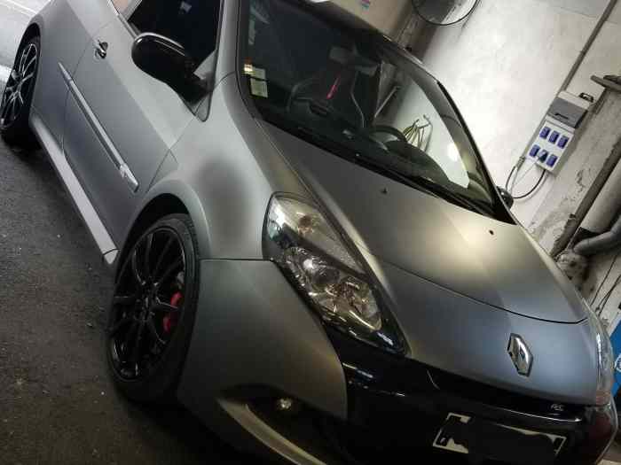 Vendu. Vend Clio 3 RS ANGE ET DEMON série limitée 66080kms 1