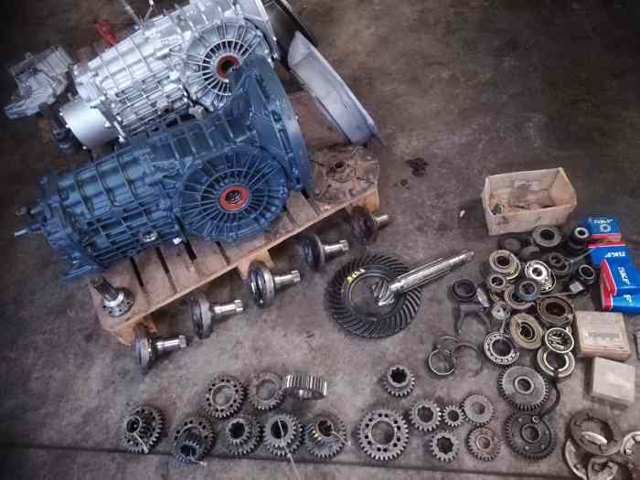 2 Boîtes F&S pour buggy endurance off road ou raid type PORSCHE 930 turbo (www.fastspeed.nl) 0
