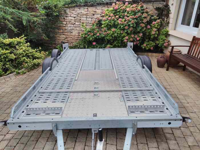 Porte-voiture Brian James Trailers 4