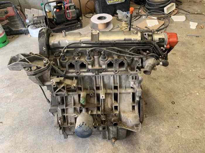 Moteur 205 gti 1.6