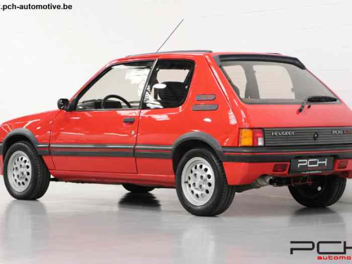 Peugeot 205 1.6 GTI 105cv + Toit Ouvrant 1987 149.100 KM pièces et voitures de course à