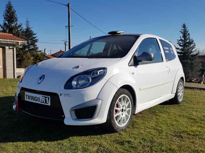 Twingo R1 Urgent 0