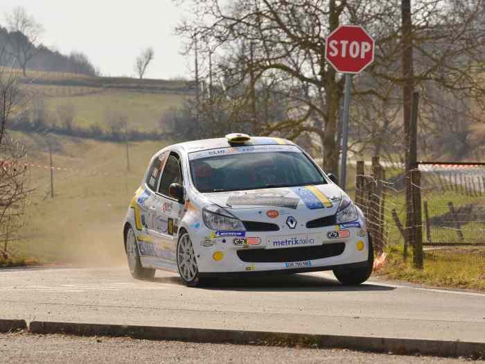 renault clio r3max – photo 1 sur 6