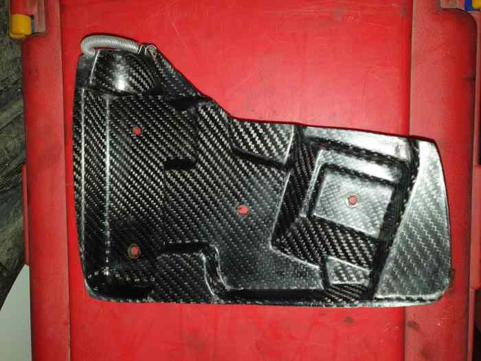 Support makita en carbone