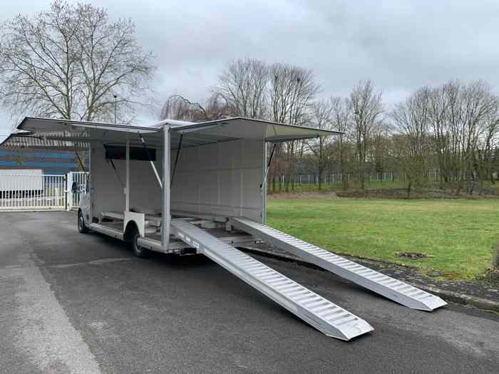 Camion plateau porte voiture fermé - Permis B 4