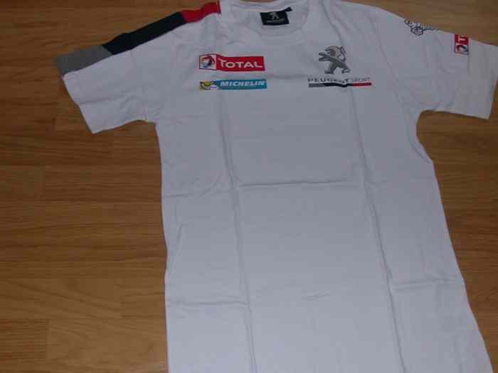 Polaire, 2 tee shirts, Peugeot Sport Taille M, neufs 1