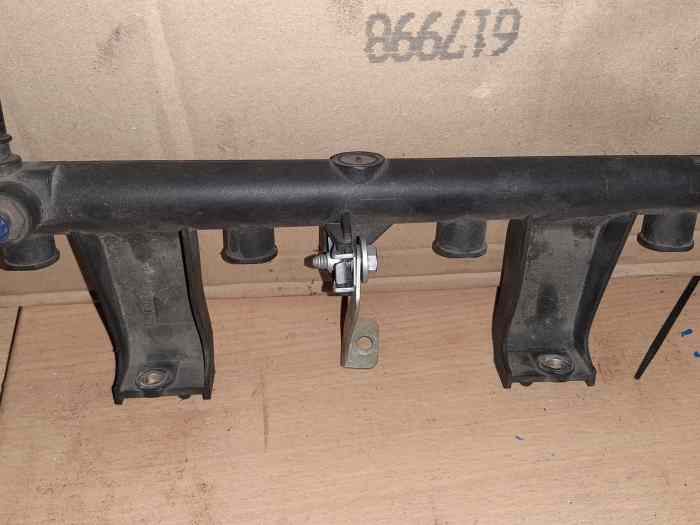 Collecteur admission tu5jp4 ou tu5j4 206 s1600 saxo 106 1