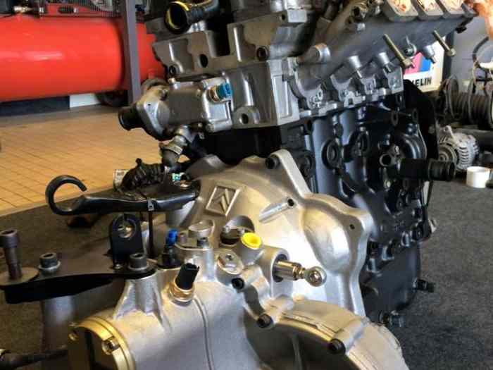 Moteur 1400 16s F2012 1