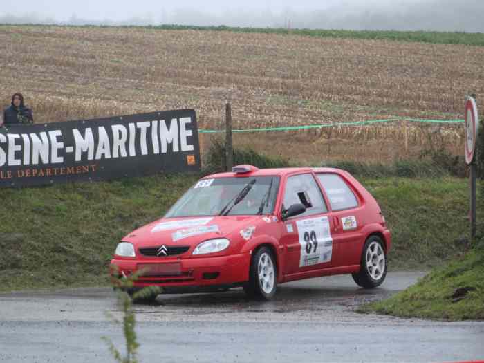 saxo F2013 voie étroite 0