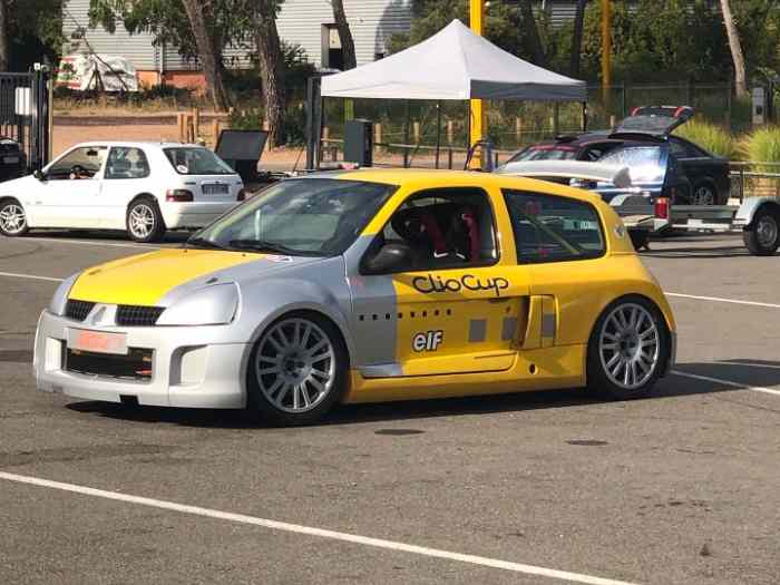 Clio V6 Trophy EVO Phase 2 0