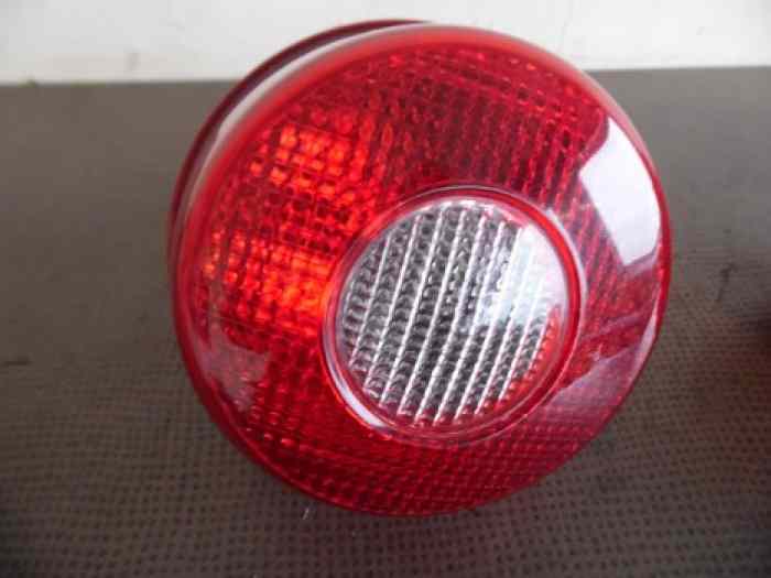 FEUX ARRIERE INTERIEURS FERRARI 355 / 360 / 550 3