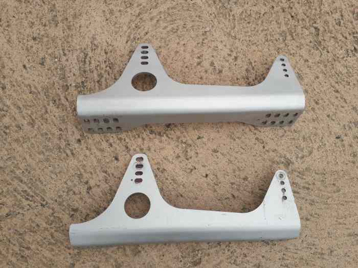 Supports siège clio R3 1