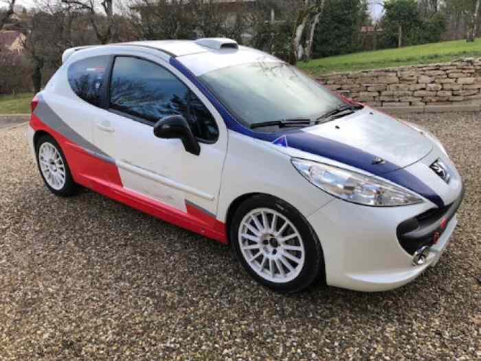 Peugeot 207 R3T 0