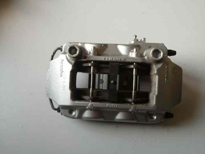 Étrier BREMBO 4 PISTONS 206 1