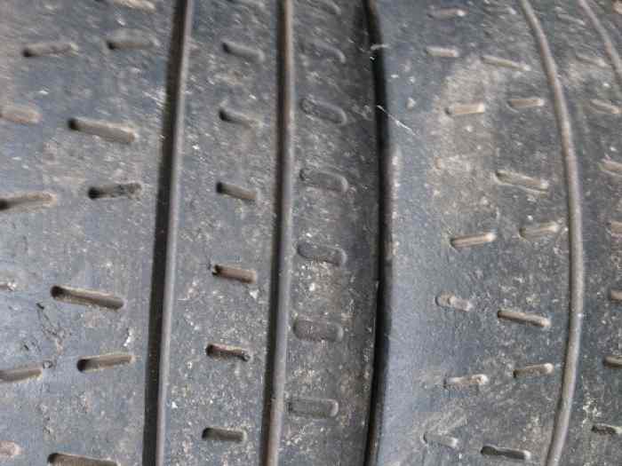 Pneus Pirelli et hankook 2
