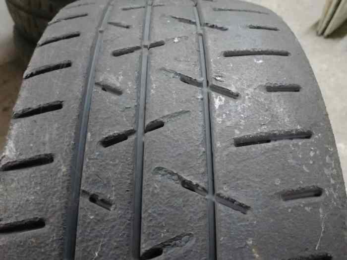 pneus Hankook T32 17
