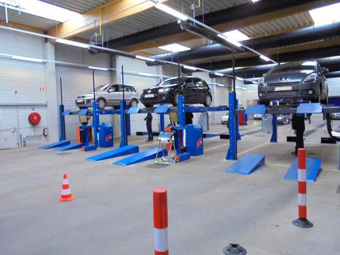 Prestation avec plaque garage 1-ZZZ-123 1