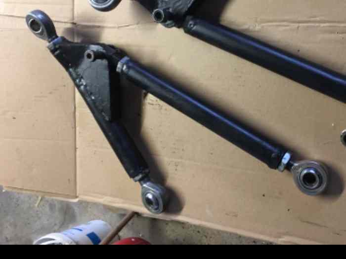 Triangle rotule reglable Peugeot 206 - pièces et voitures de course à ...