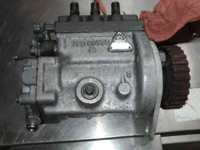 Pompe Kugelfischer Capri 2600 RS 1