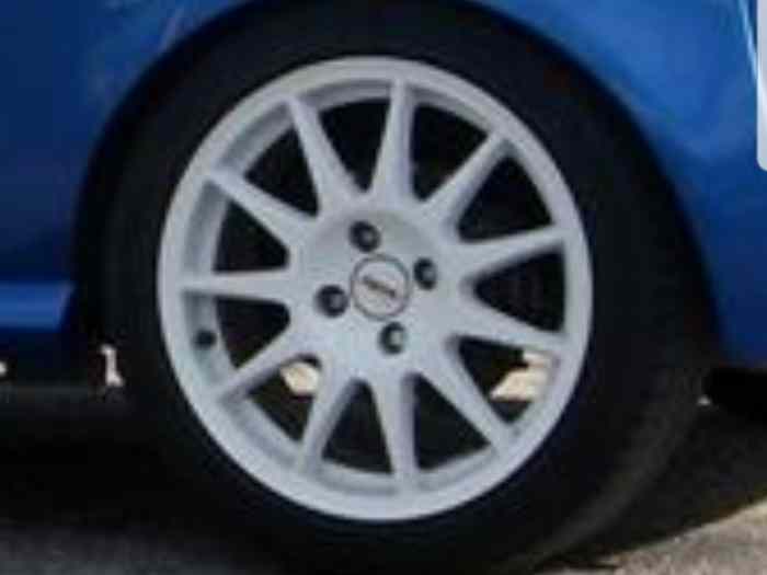 jante turini 16 pouce clio 2 rs