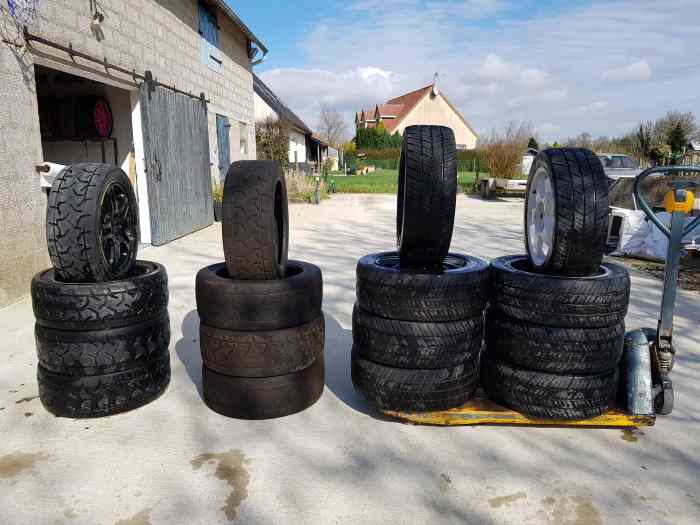 Vend lot pneus kumo