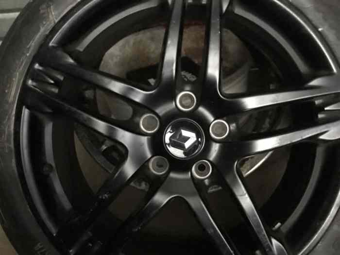 jante megane 3 rs pièces et voitures de course à vendre, de rallye et de circuit.