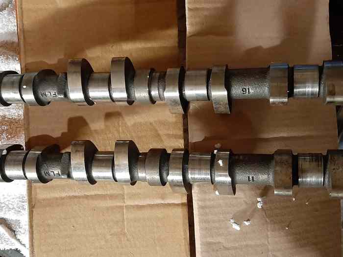 Arbre à cames maxi hydraulique 106 saxo 206 c2 tu5j4-jp4 0