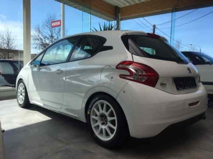 NOUVELLE PEUGEOT 208 R2 FULL EVO ET FULL OPTIONS 0