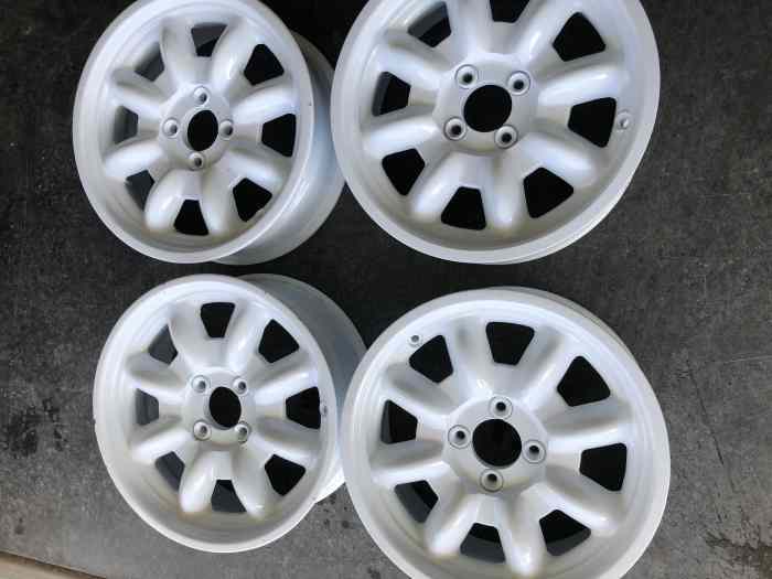 Vends 4 jantes R5 Turbo Magnésium Jantes Terre Ex Jean-Luc Therier